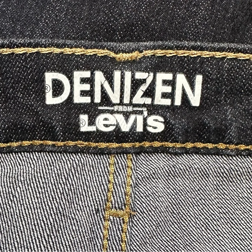 Denizen From Levi’s 218 Straight Fit Dark Wash Jeans 30 X 30